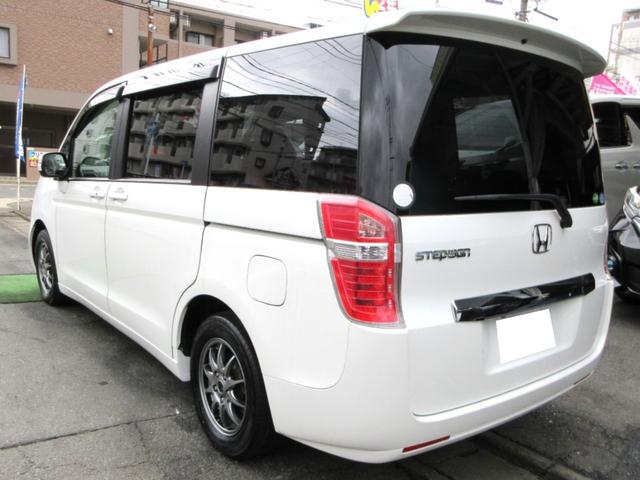 Honda STEPWAGON 2013