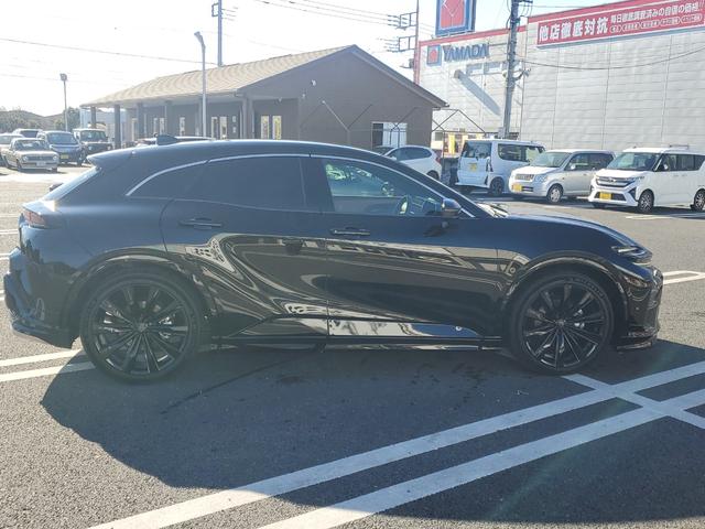 Toyota CROWN SPORT 2023