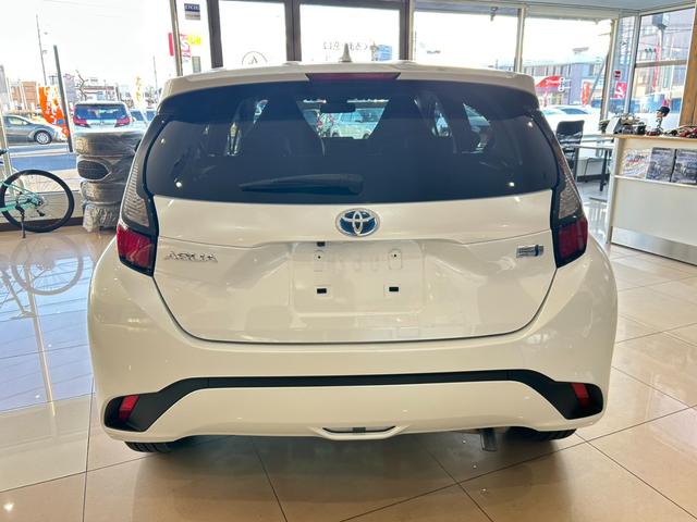 Toyota AQUA 2023