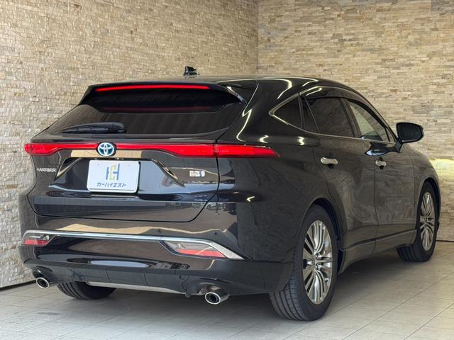 Toyota HARRIER HYBRID 2022