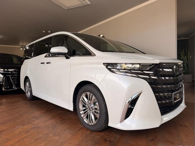 Toyota ALPHARD HYBRID 2026
