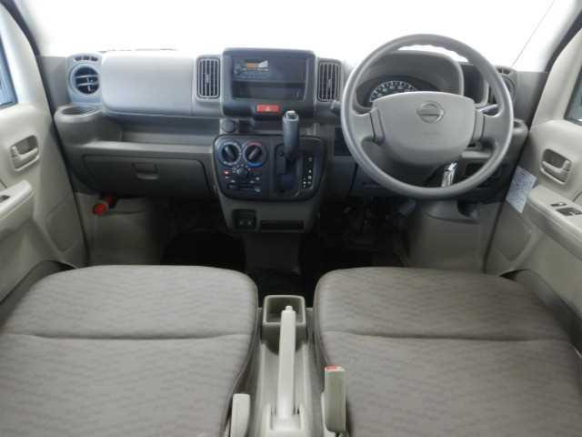 Nissan NV100 Clipper Van 2023