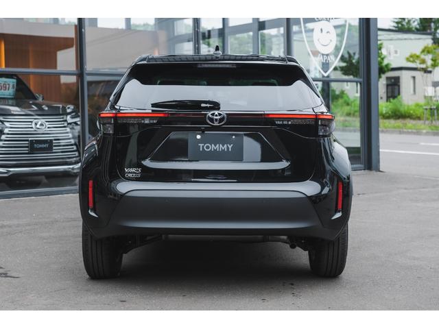 Toyota YARIS CROSS 2024