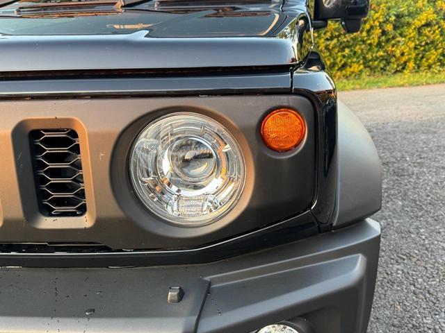 Suzuki JIMNY SIERRA 2023