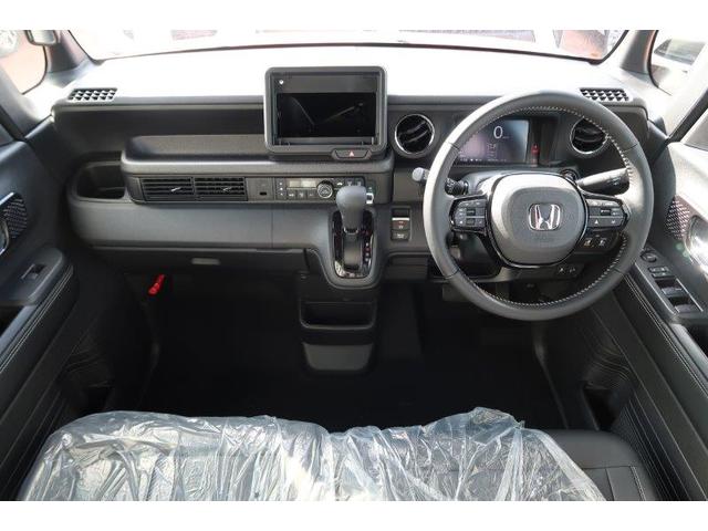 Honda N-BOX CUSTOM 2024