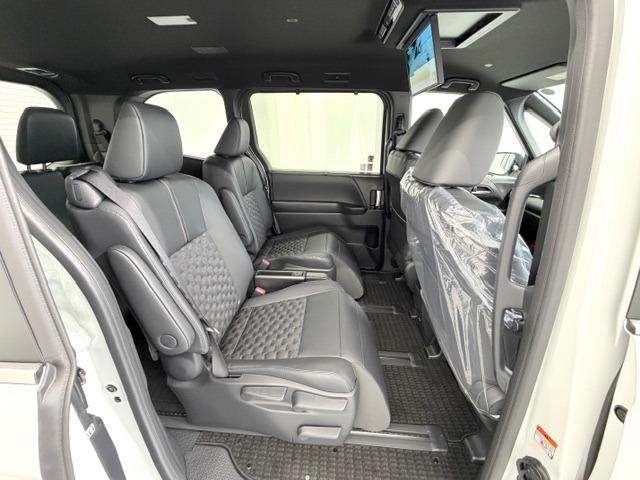 Toyota VOXY 2026