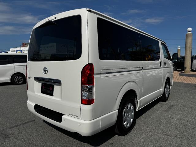 Toyota HIACE VAN 2025