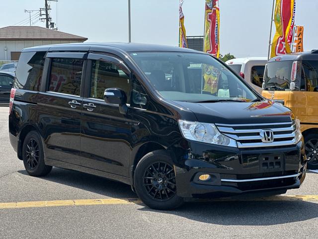Honda STEPWAGON 2012