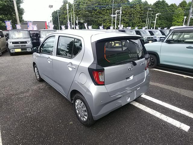 Daihatsu MIRA E:S 2025