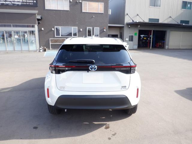 Toyota YARIS CROSS 2024