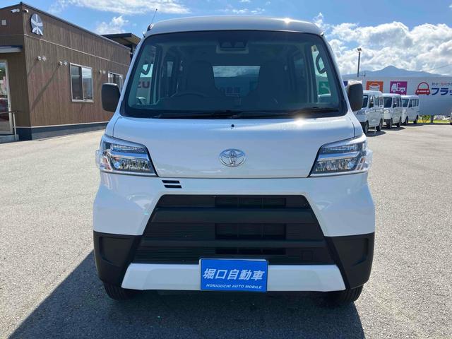 Toyota PIXIS VAN 2021