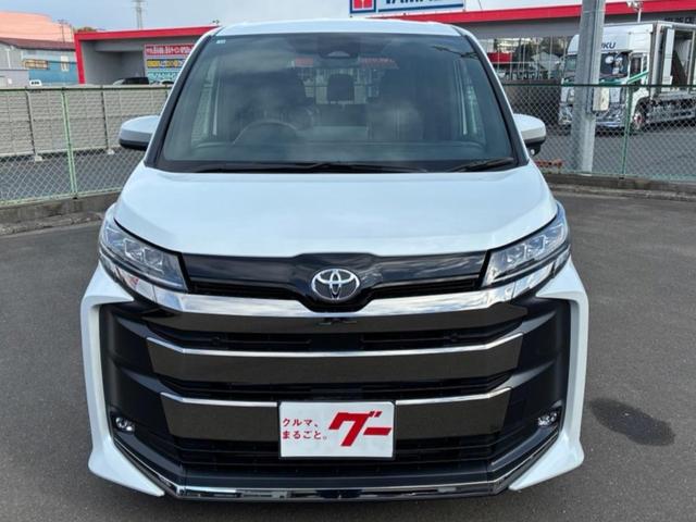 Toyota NOAH 2025