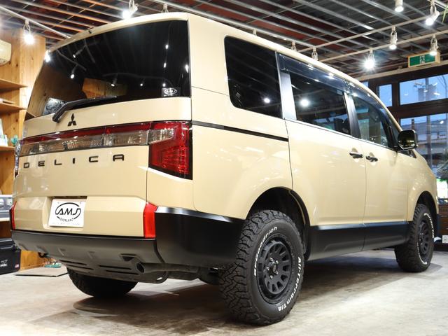 Mitsubishi DELICA D:5 2024