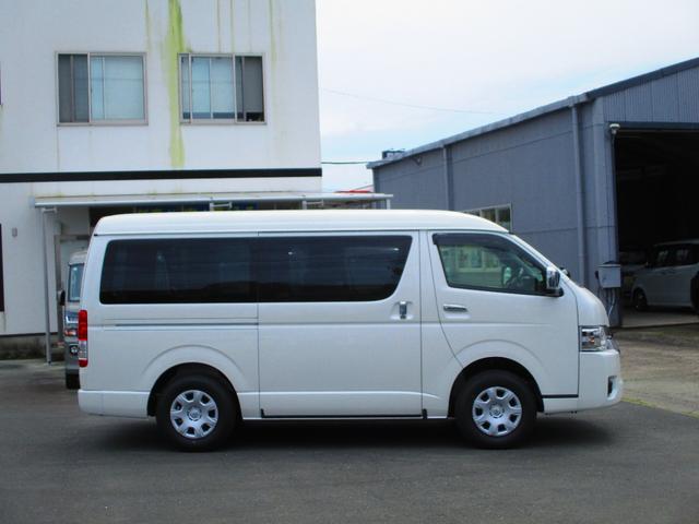 Toyota HIACE VAN 2025