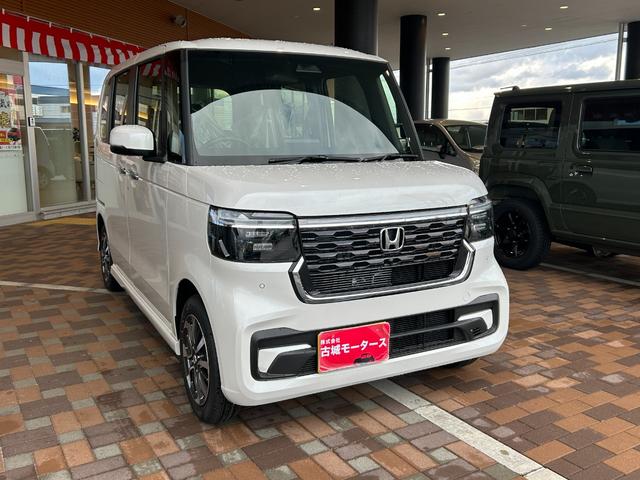 Honda N-BOX CUSTOM 2025