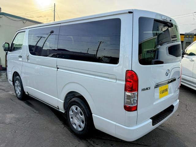 Toyota HIACE VAN 2025