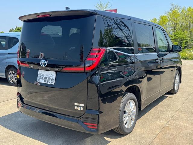 Toyota NOAH 2025