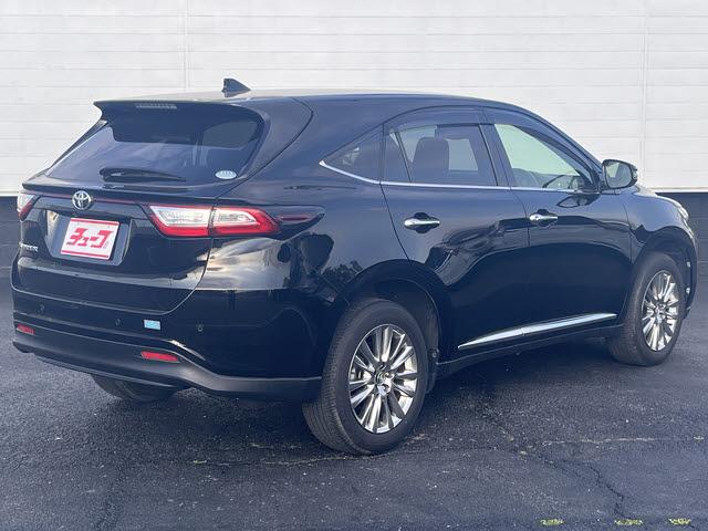 Toyota HARRIER 2019