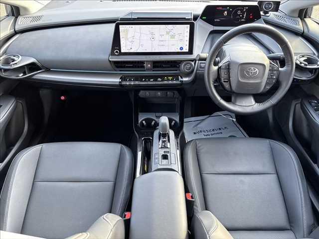 Toyota PRIUS 2023