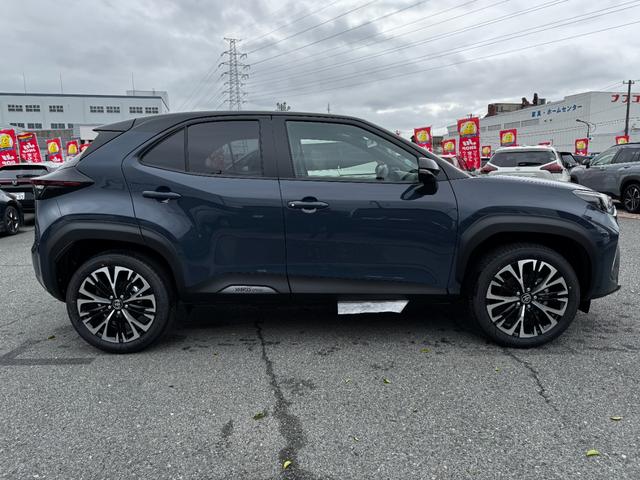 Toyota YARIS CROSS 2025