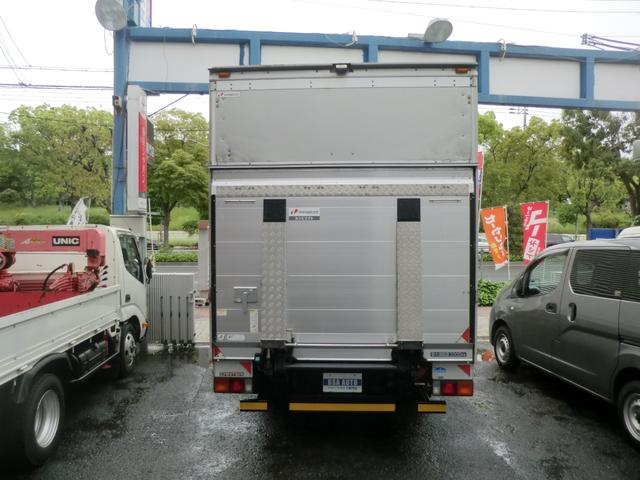 Mitsubishi Fuso CANTER 2010