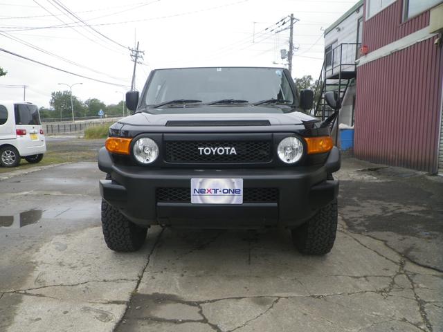 Toyota FJ CRUISER 2012