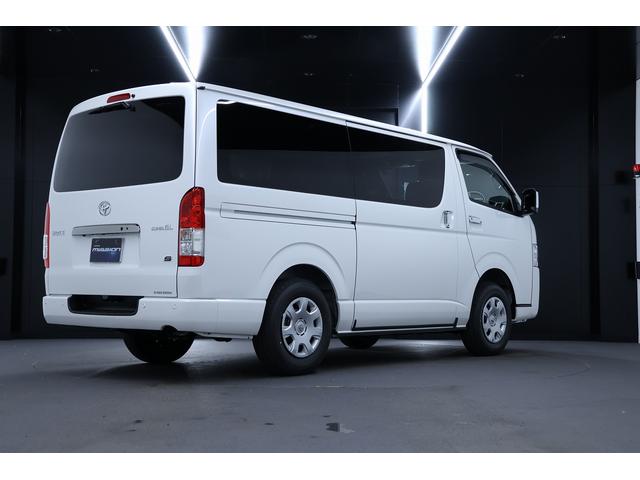 Toyota HIACE VAN 2025