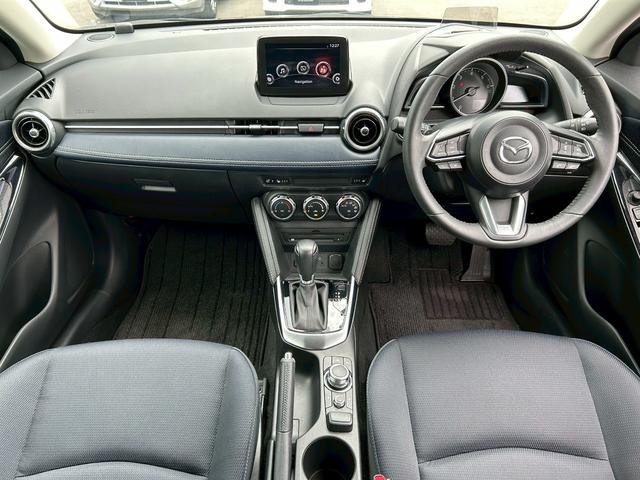 Mazda MAZDA2 2020