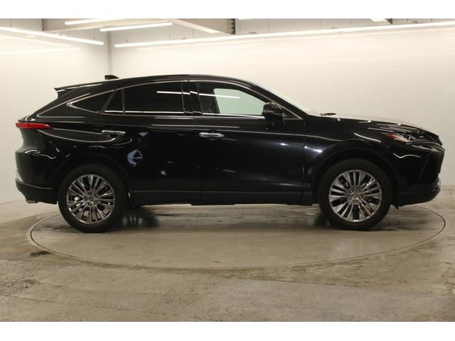 Toyota HARRIER HYBRID 2023