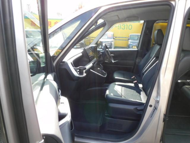Toyota NOAH 2023