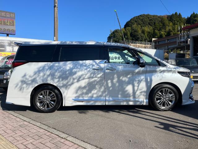Toyota ALPHARD 2025