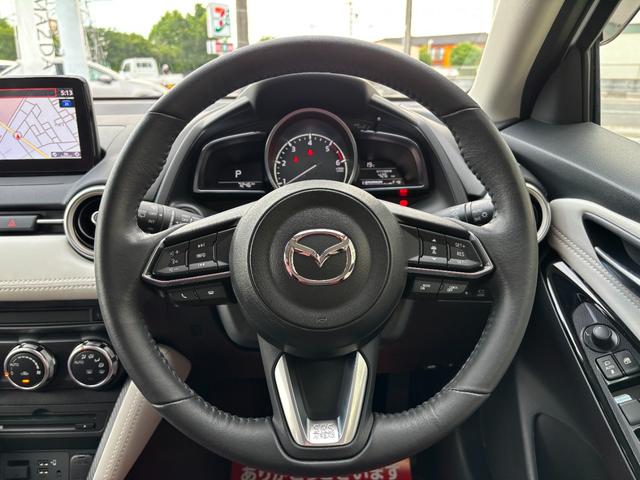 Mazda MAZDA2 2020