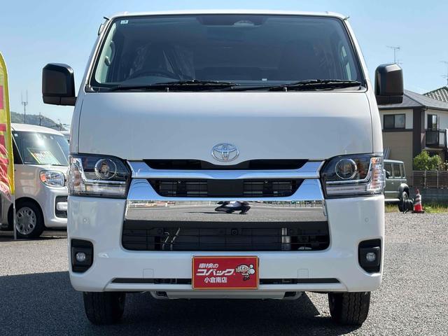 Toyota HIACE VAN 2026