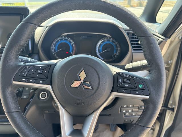 Mitsubishi DELICA MINI 2025