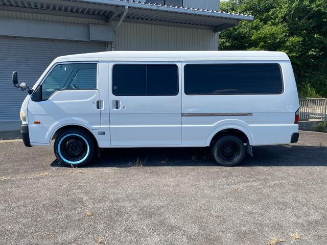 Mazda BRAWNY VAN 2009