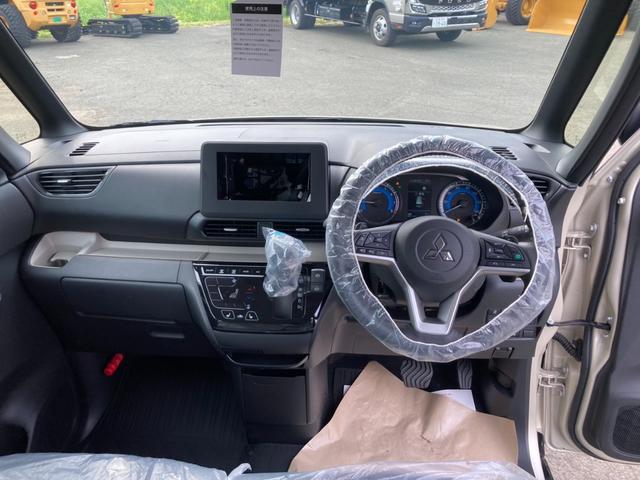 Mitsubishi DELICA MINI 2024