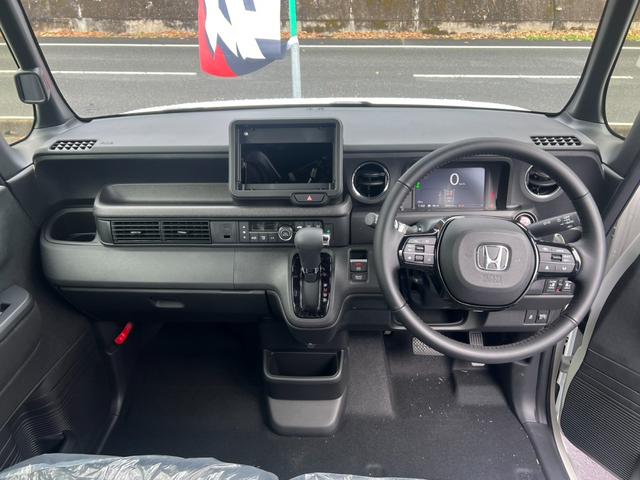 Honda N-BOX CUSTOM 2025