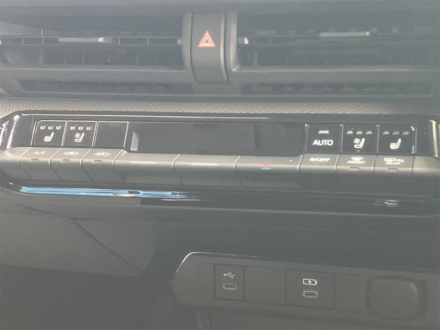 Toyota PRIUS 2024