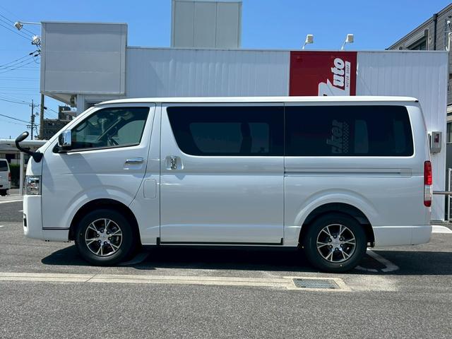 Toyota HIACE VAN 2025