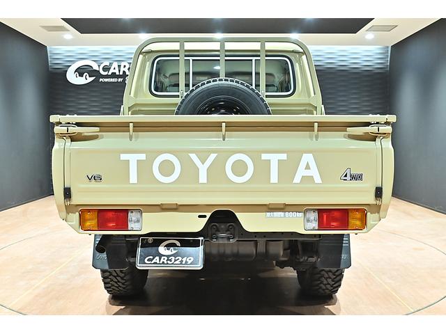 Toyota LAND CRUISER 2015