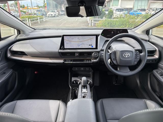 Toyota PRIUS 2023
