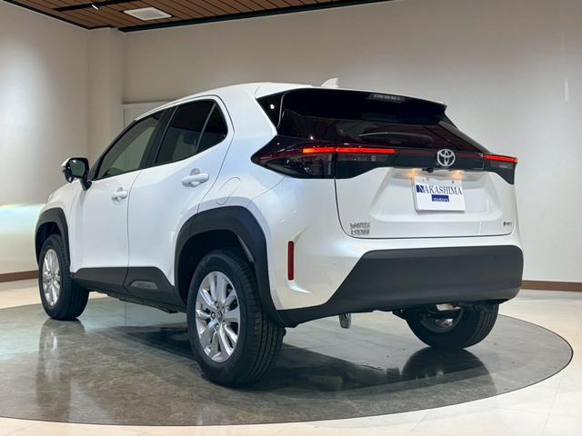 Toyota YARIS CROSS 2026