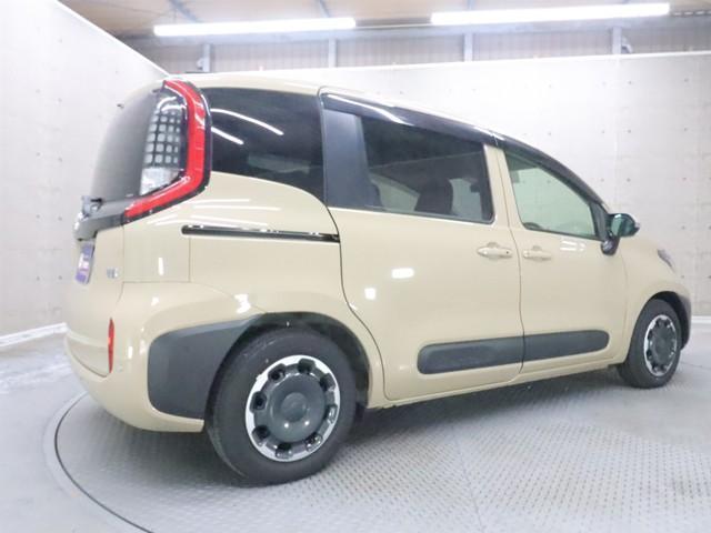 Toyota SIENTA 2023