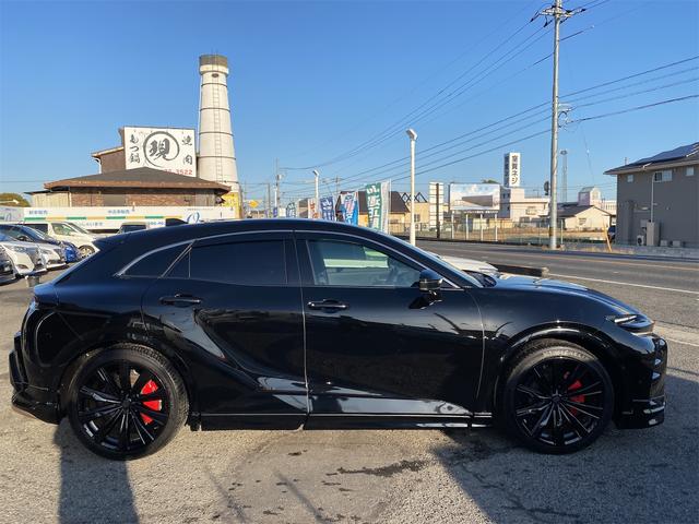 Toyota CROWN SPORT 2023