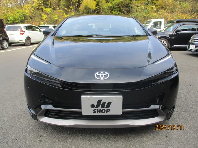 Toyota PRIUS 2024