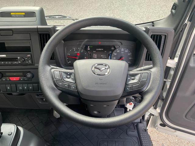 Mazda TITAN TRUCK 2025