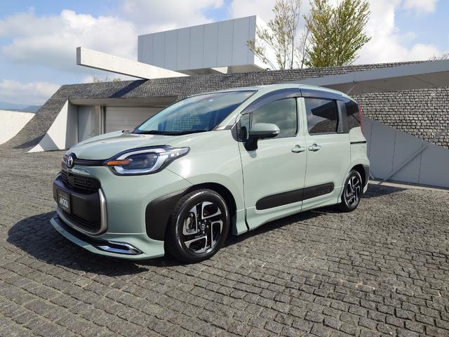 Toyota SIENTA 2023