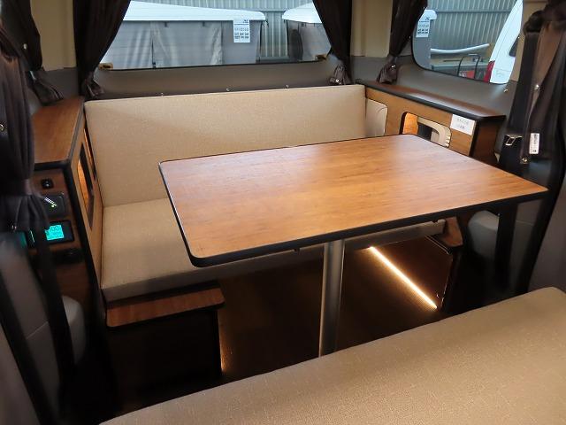 Nissan NV200 VANETTE WAGON 2026