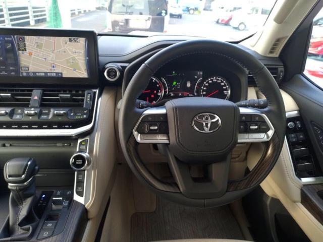 Toyota LAND CRUISER 2023