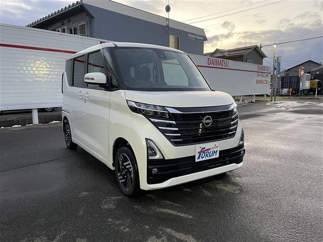 Nissan ROOX 2023